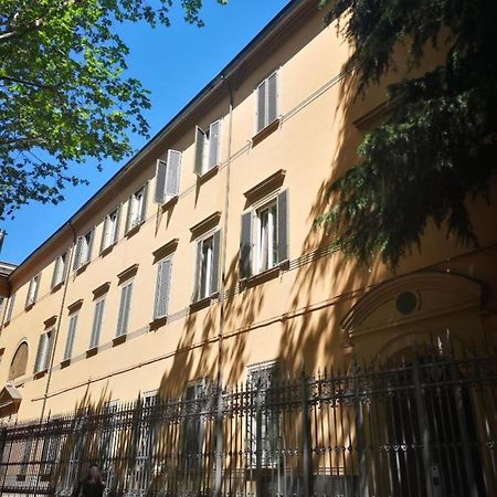 The Convent Apartments Болонья Экстерьер фото