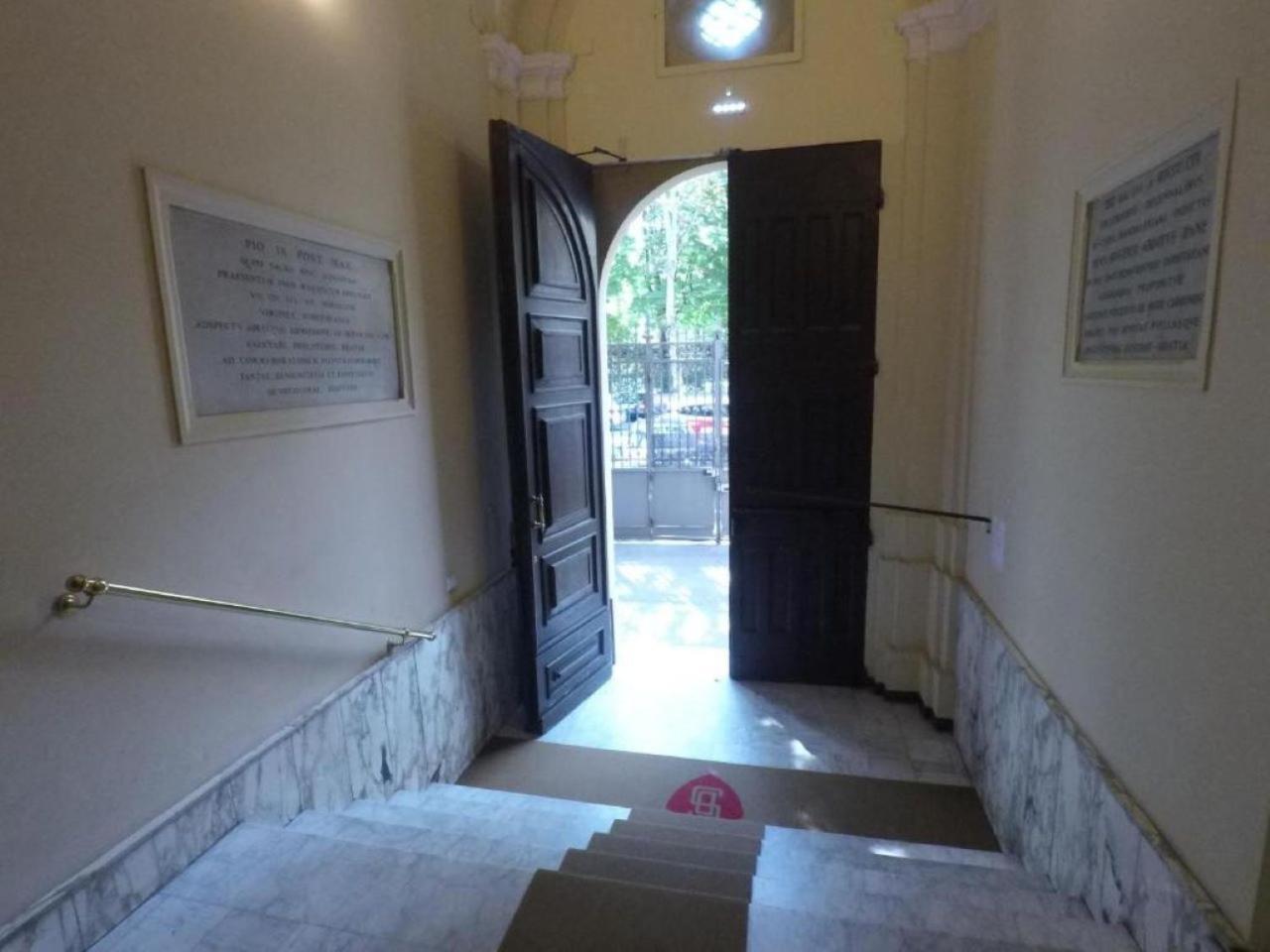 The Convent Apartments Болонья Экстерьер фото